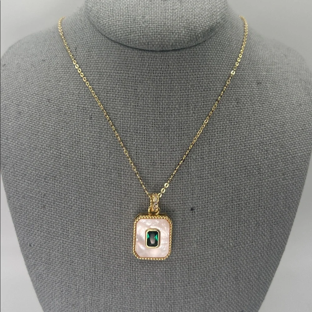 092. 18k Gold Plated Necklace with Emerald Stone and Mother of Pearl 16”-17 1/2” - Picture 1 of 3